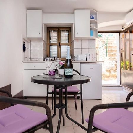 Central Apartment Rose In Hearth Of スプリト エクステリア 写真